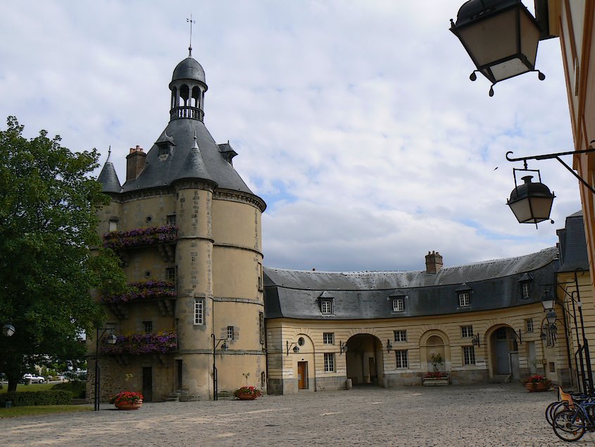 Le Donjon de Ste Genevieve-des-Bois: Le Donjon 098